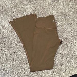 Flare Lululemon Leggings (Brown)